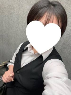 金子せり 23歳