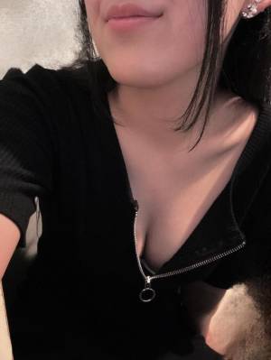 江刺家にか 19歳