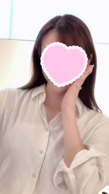 秋山りお 25歳