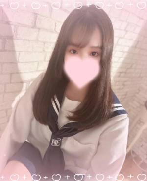 吉木ひなり 24歳