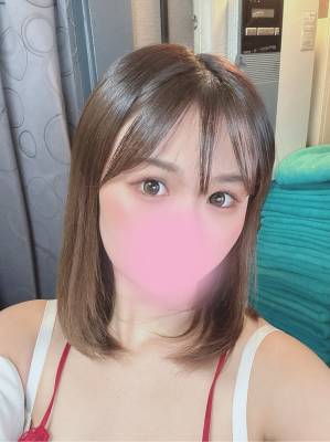 ひな 23歳