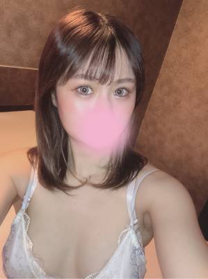 ひな 23歳