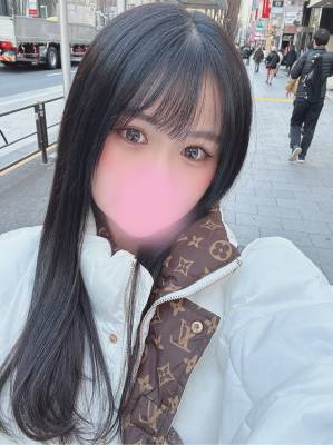 ひな 23歳