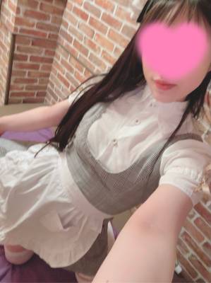 笑えみり 23歳