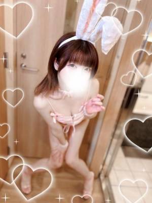 泉みこ 23歳