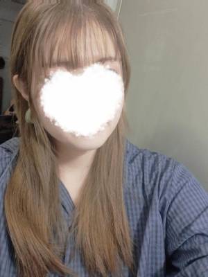 上村まいあ 24歳