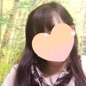 岩倉あやな 22歳