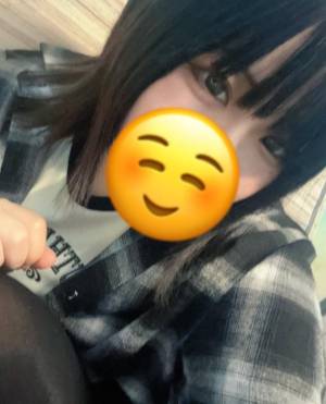 湊るる 18歳