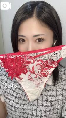 綾瀬まりな 30歳