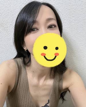 上条しの 44歳