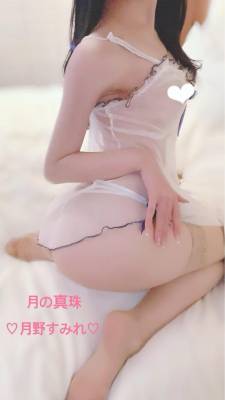 月野すみれ 28歳