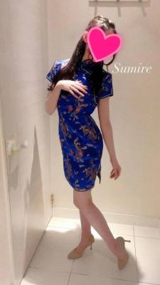 月野すみれ 28歳