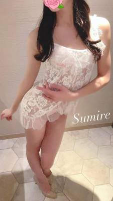 月野すみれ 28歳