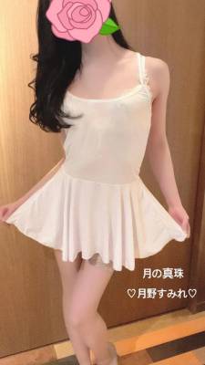 月野すみれ 28歳