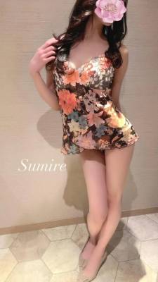 月野すみれ 28歳