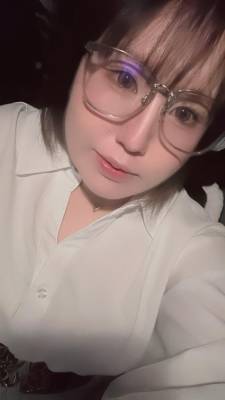 さや 23歳