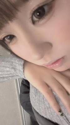 さや 23歳