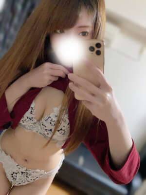 しおり 24歳