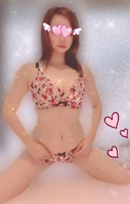 芹沢りり 31歳