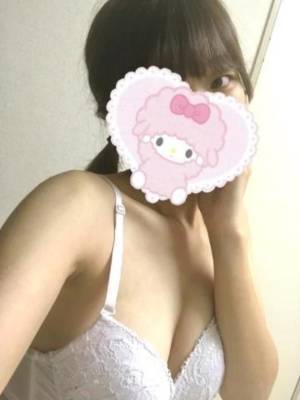 黒羽まふゆ 22歳