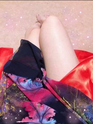 三月りさ 32歳