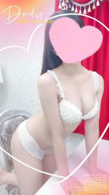 桜庭ゆりあ 25歳