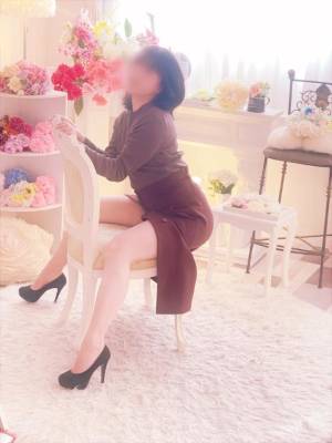 久我山かのん 28歳