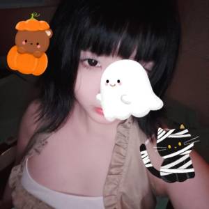 三島れいか 25歳