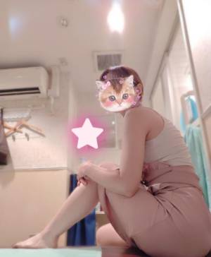 月下かんな 25歳