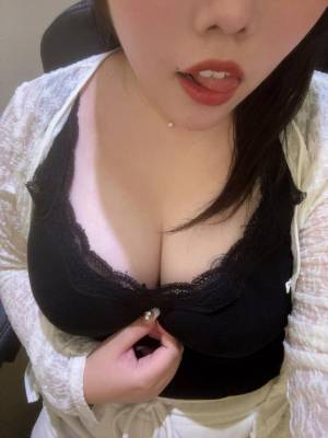みい 20歳