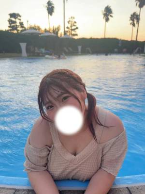 みい 20歳