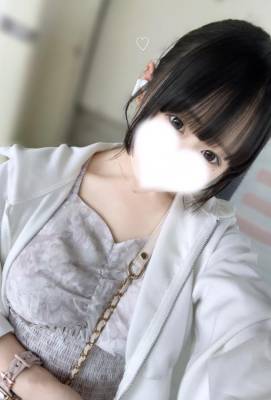 せな 18歳