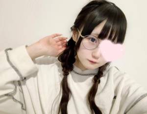 せな 18歳