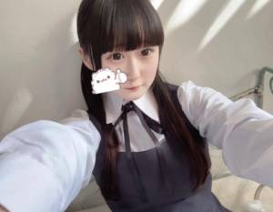 せな 18歳