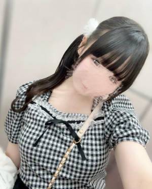 せな 18歳