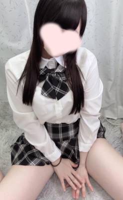 せな 18歳