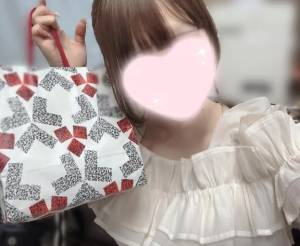 せな 18歳