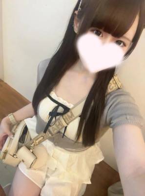 せな 18歳