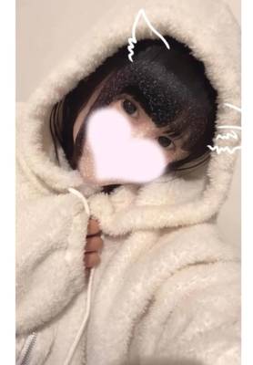 せな 18歳