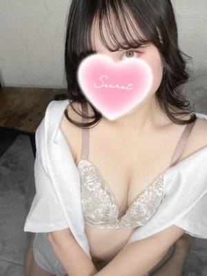 なみ 21歳