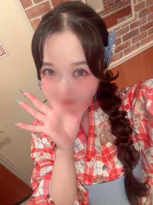 若宮 めい 23歳