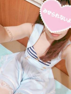 月野るな 27歳