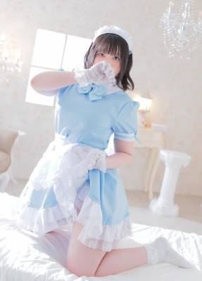 海野 あおい 27歳