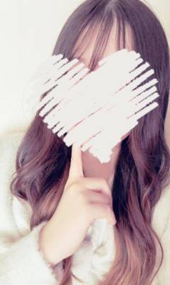 坂真 しおり 19歳