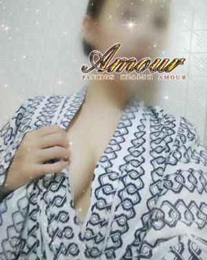 逢坂 南 23歳