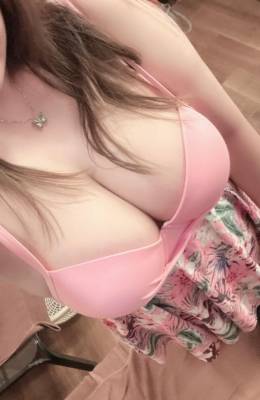 アヤメ 23歳