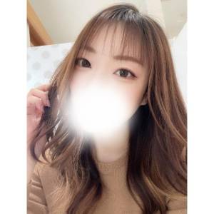 エマ 27歳