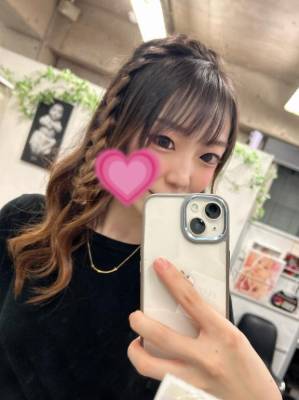 エマ 27歳