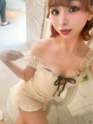 ユリア 23歳