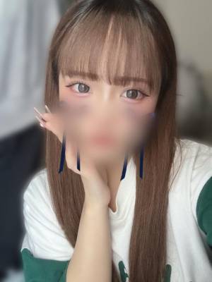 シズク 21歳